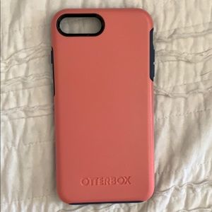iPhone 7 Plus OtterBox case